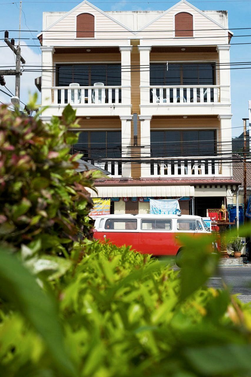 Anan House Hotel Phuket Kültér fotó